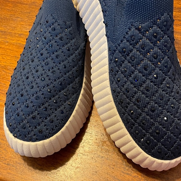 White Mountain Dark Blue sparkling stones Textured Slip-Ons - Picture 5 of 5